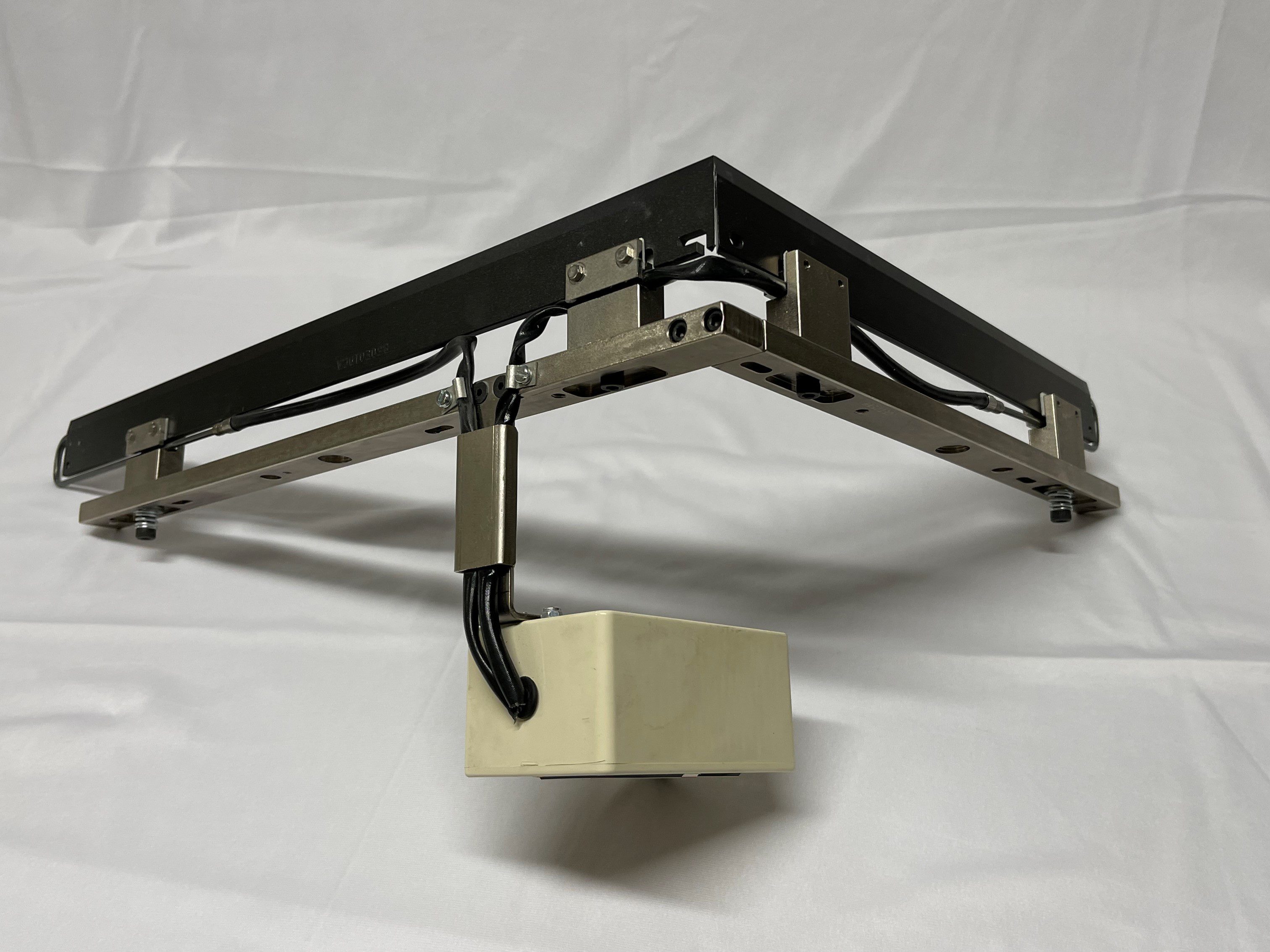 Automated Pocket Infeed System - Automatic Vertical Baggers | Rennco